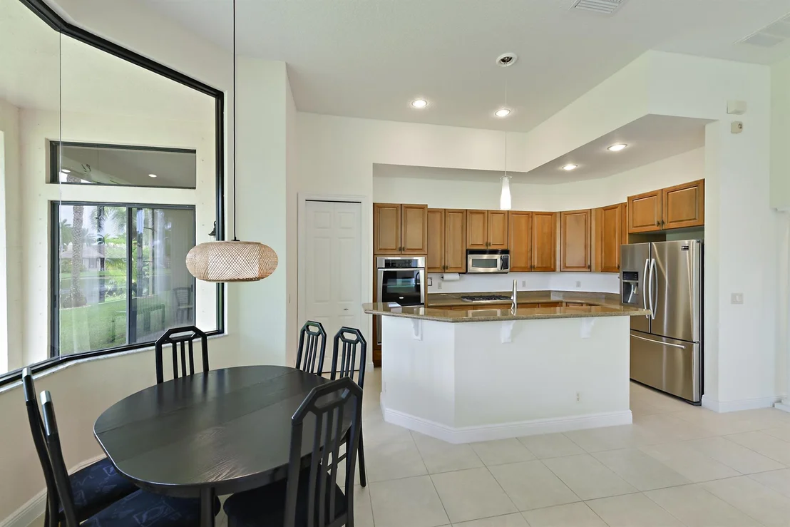 Photo of 3583 Collonade Drive