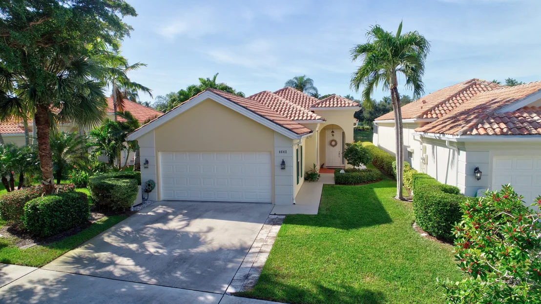 Photo of 4642 Hammock Circle