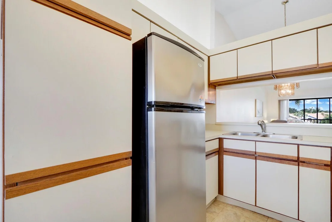 Photo of Unit B at 2052 Keystone Drive