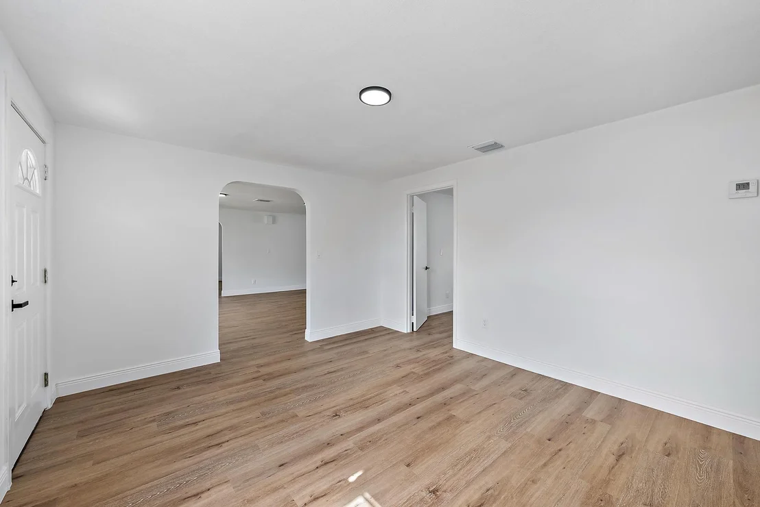 Photo of 3014 SE 25th Street