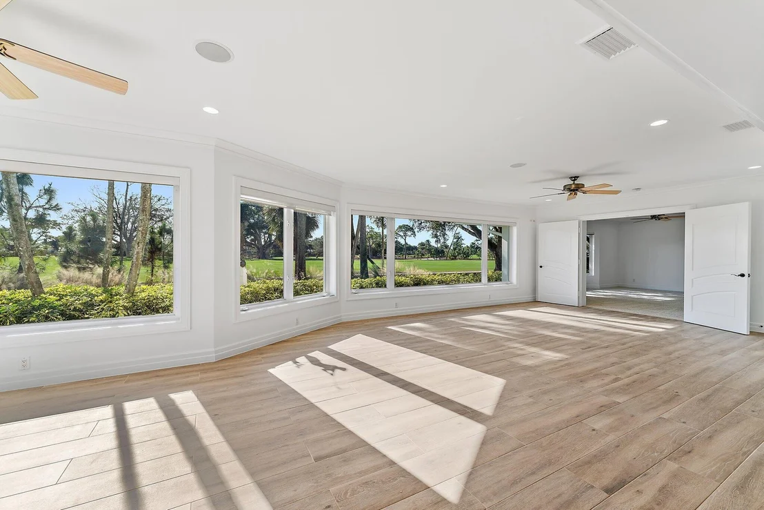 Photo of 209 Fairway W