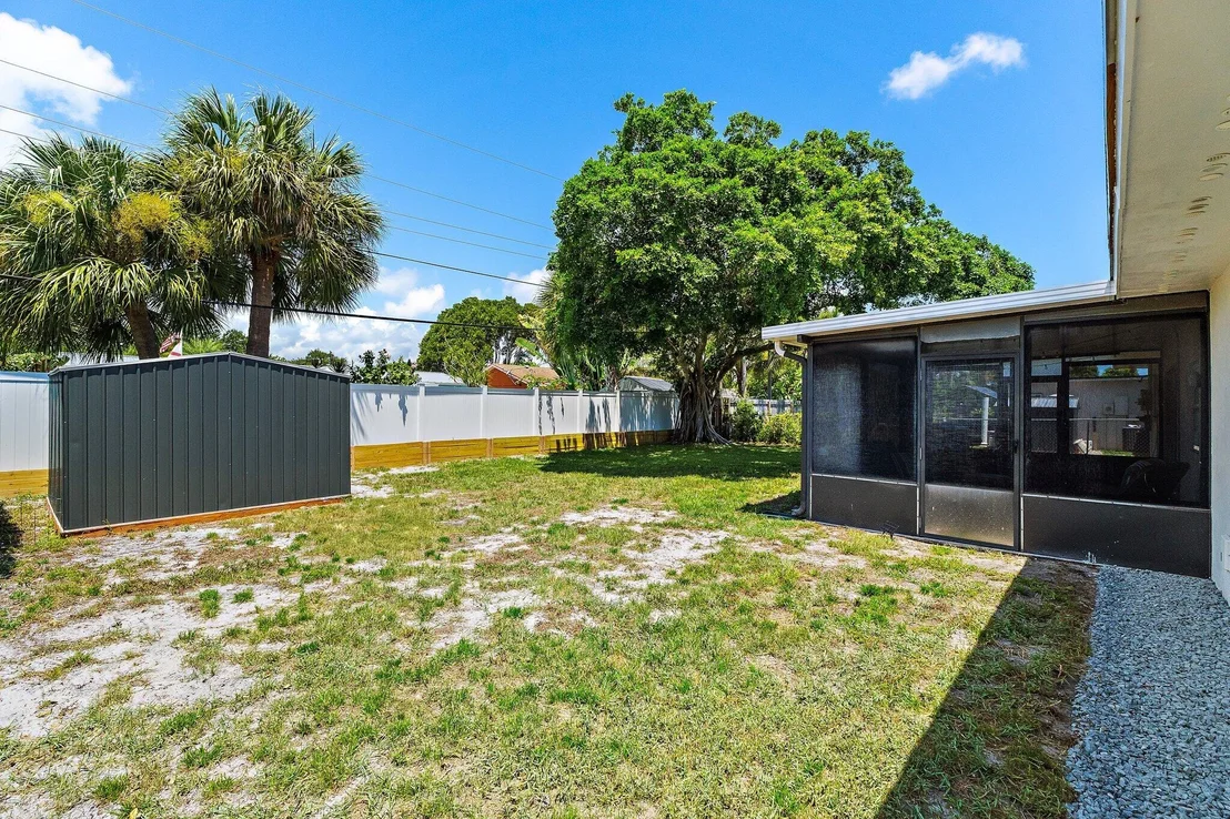 Photo of 417 PHILADELPHIA Drive