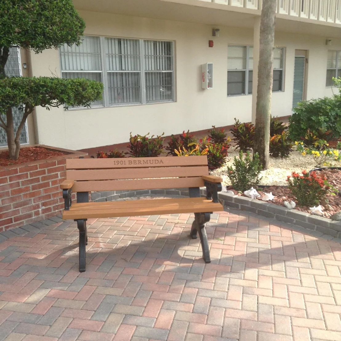 Photo of Unit H2 at 1901 Bermuda Circle