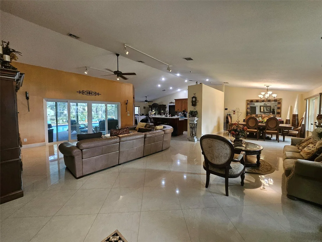 Photo of 197 NW 113th Way