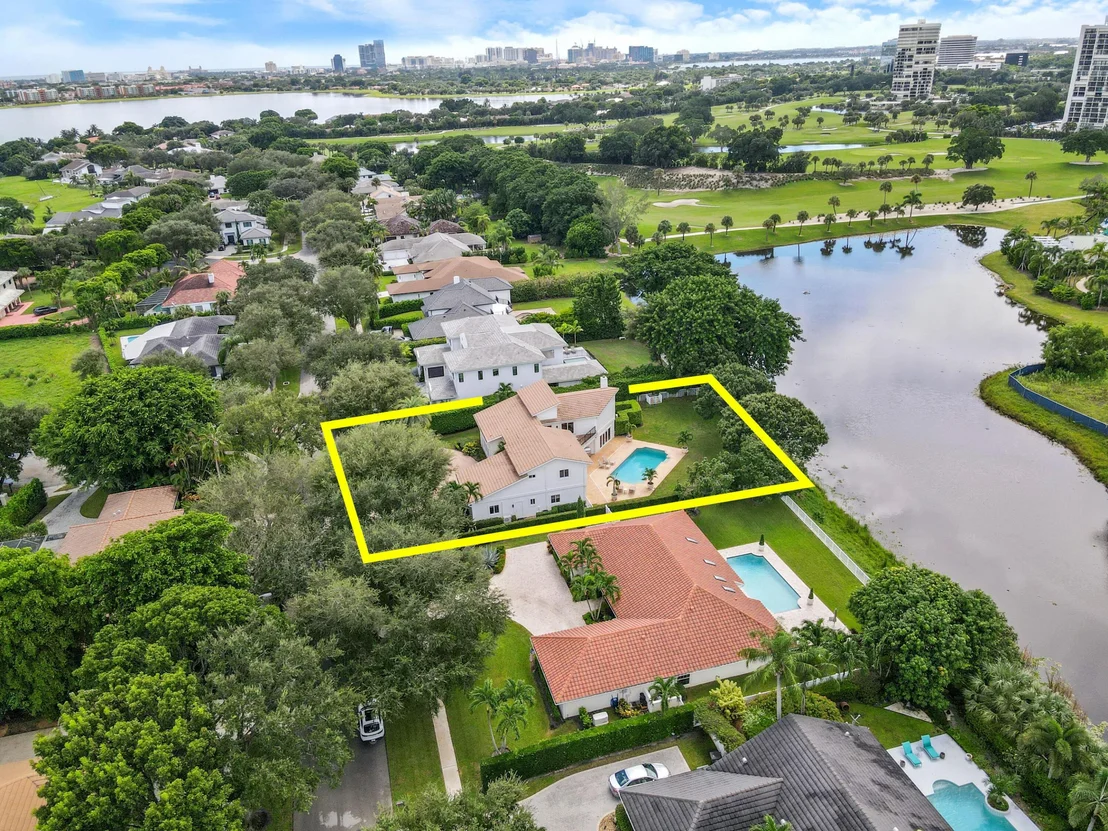 Photo of 2801 Embassy Drive
