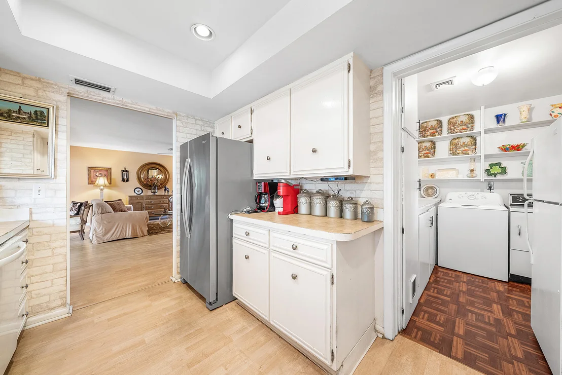 Photo of 446 Pine Villa Drive