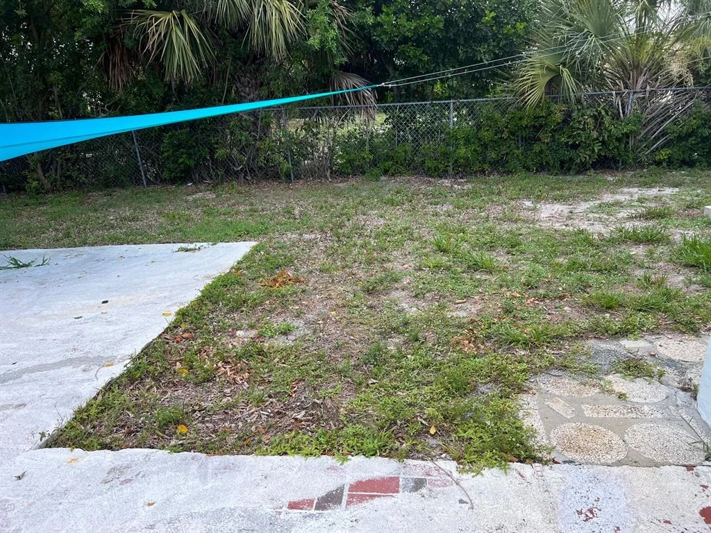 Photo of 638 Date Palm Drive