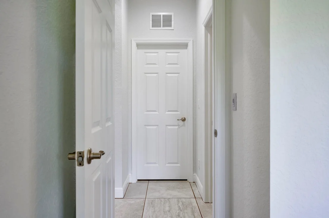 Photo of 1785 Willows Square