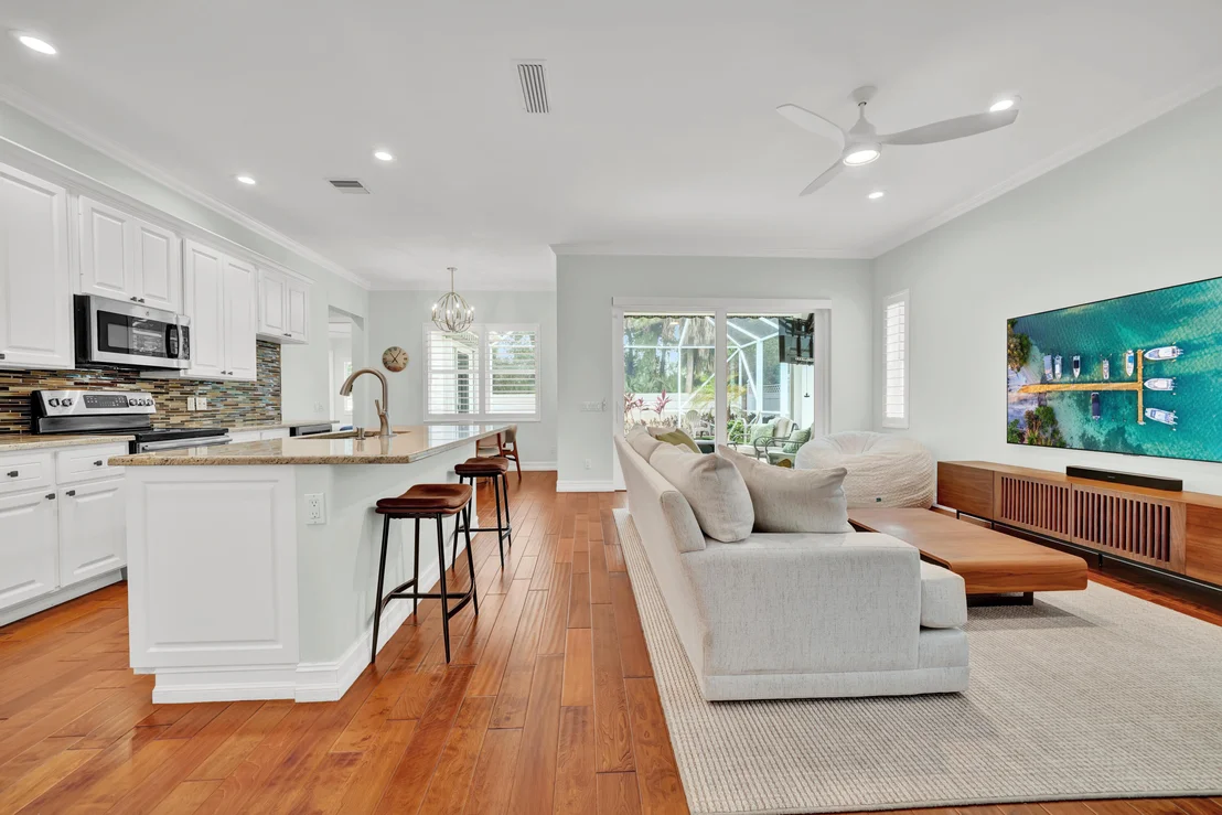 Photo of 516 Sweet Bay Circle