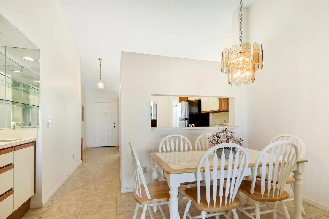 Photo of Unit B at 2052 Keystone Drive