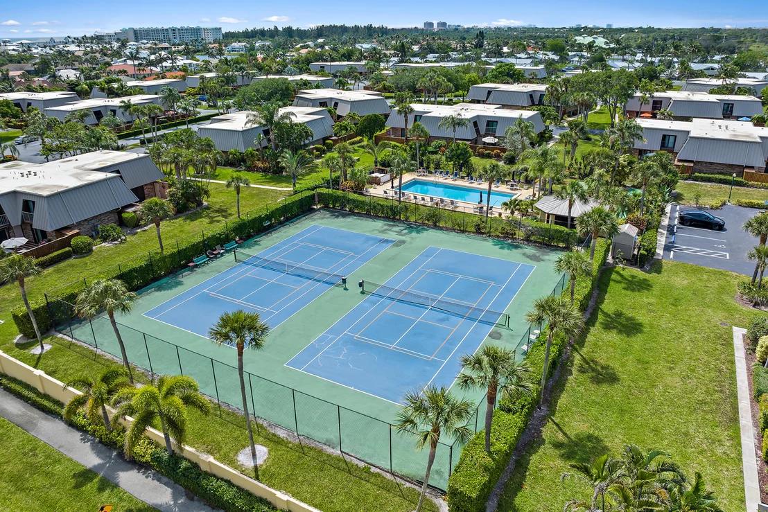 Photo of Unit 7C at 1420 Ocean Way