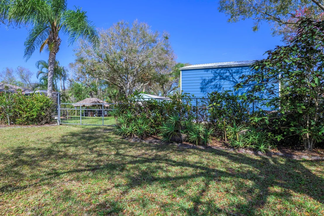 Photo of 7910 James Road