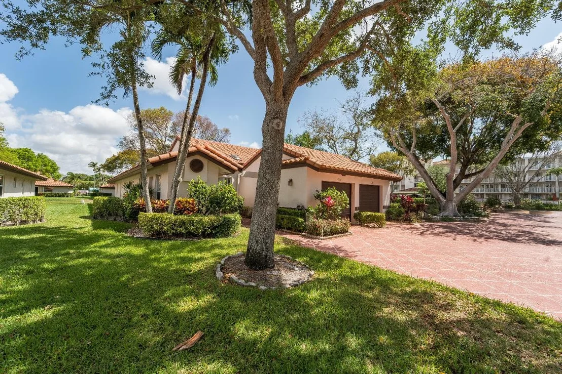 Photo of 6339 Mill Pointe Circle