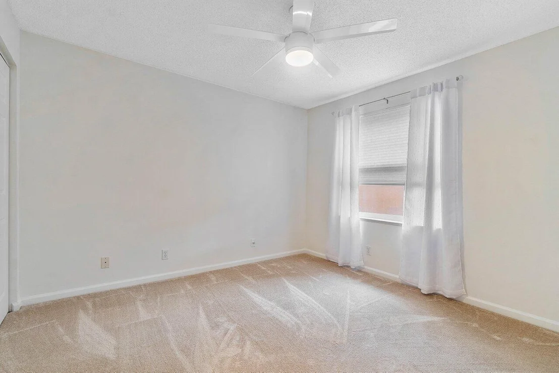 Photo of 5470 Grande Palm Circle