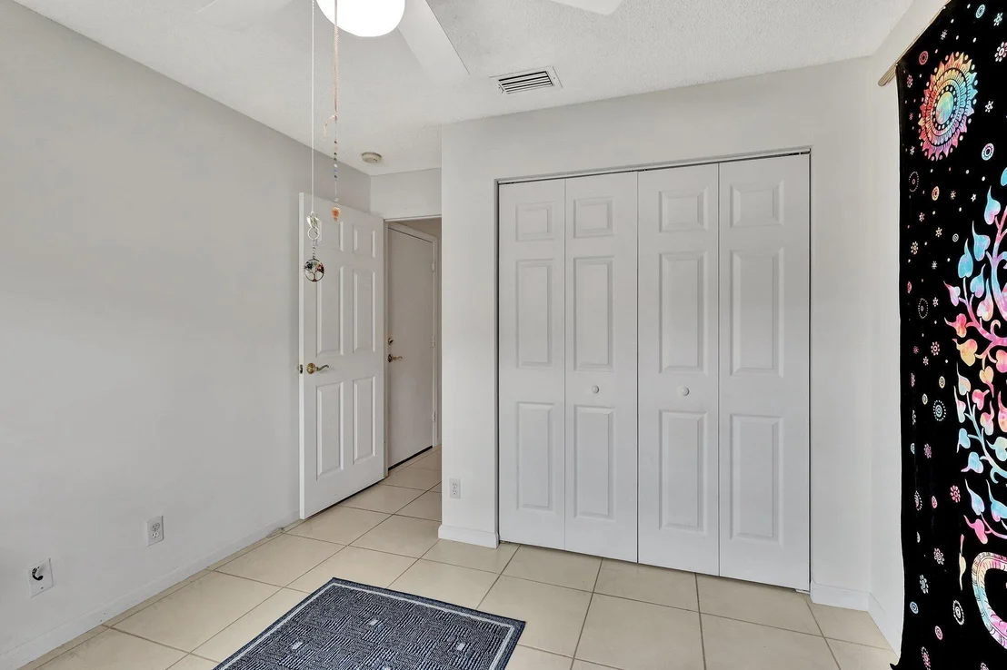 Photo of 8177 Palm Gate Drive