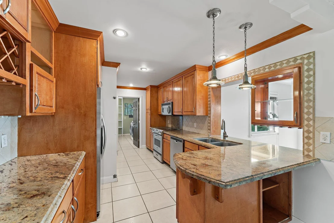 Photo of 243 W Riverside Drive