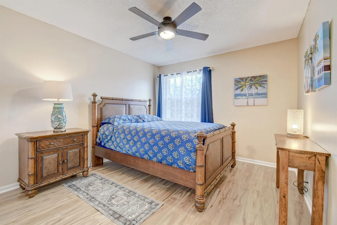 Photo of 7585 Thornlee Drive