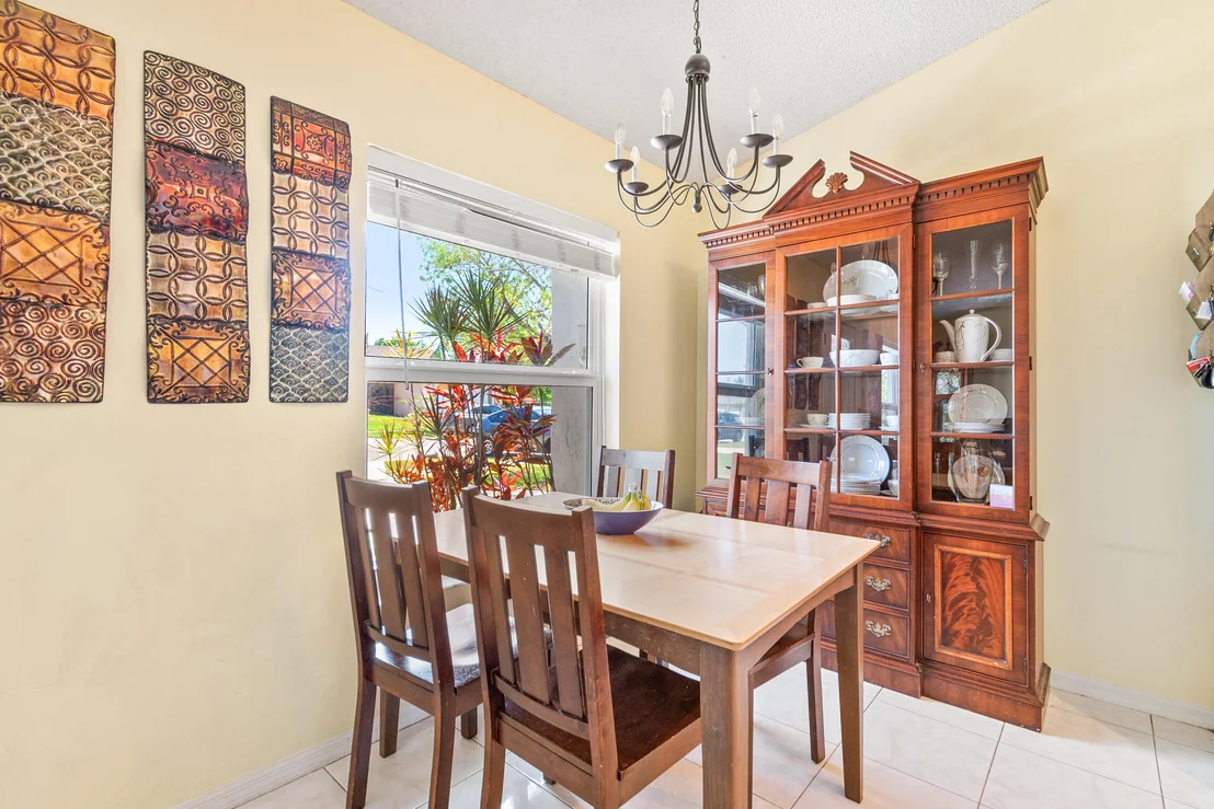 Photo of 5057 Arbor Glen Circle