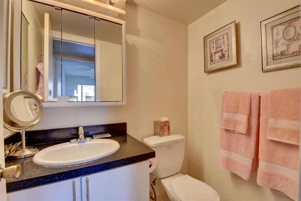 Photo of 3017 Exeter A