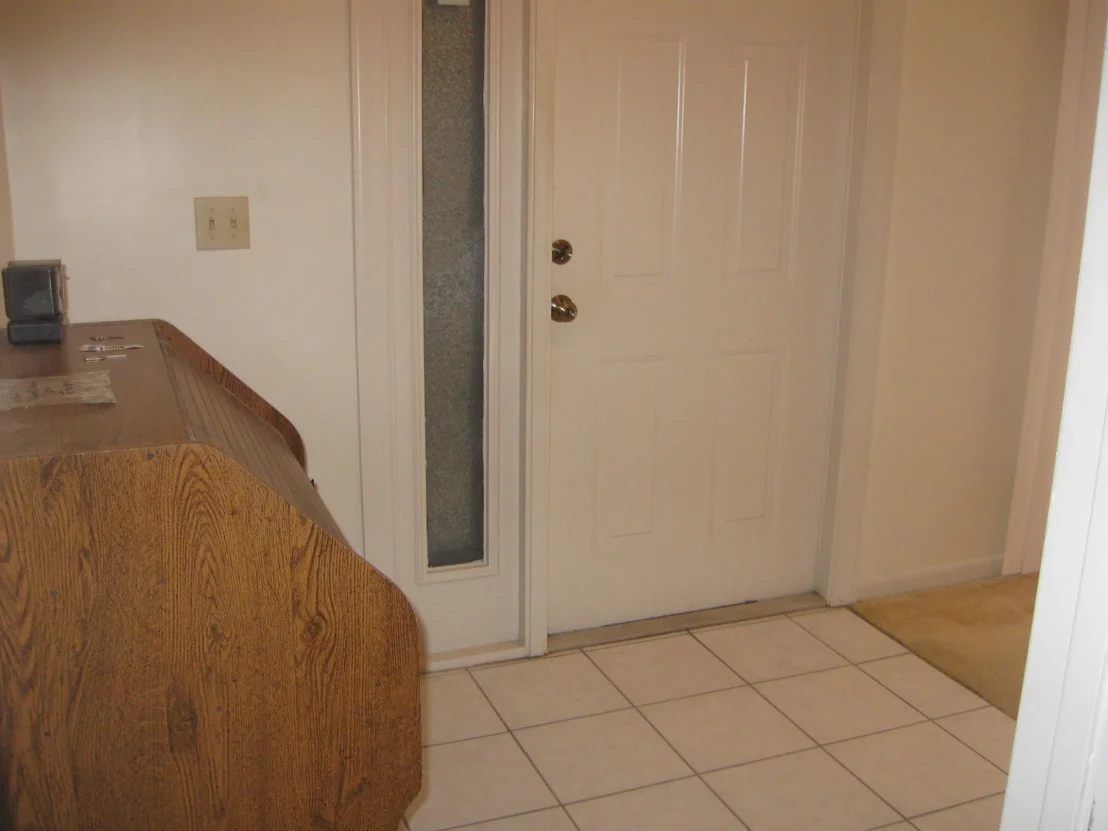 Photo of 5550 Mirror Lakes Boulevard