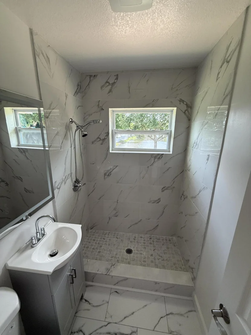 Photo of 1417 Willow Road
