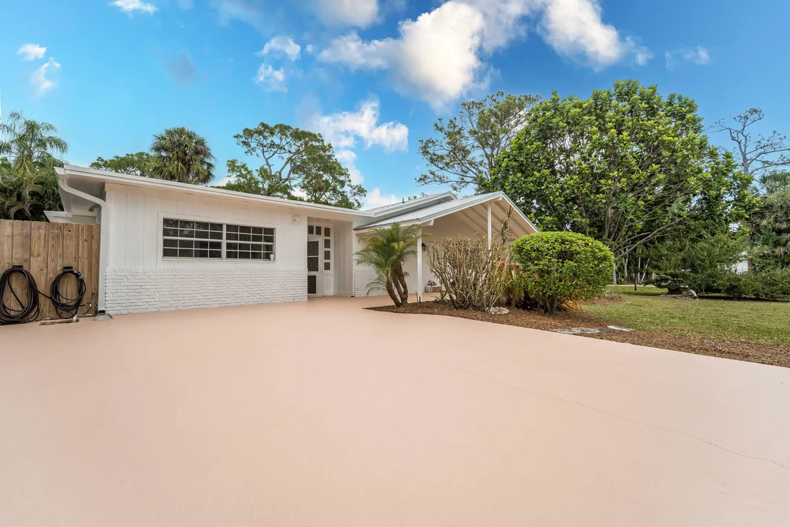 Photo of 11419 N 165th Road N