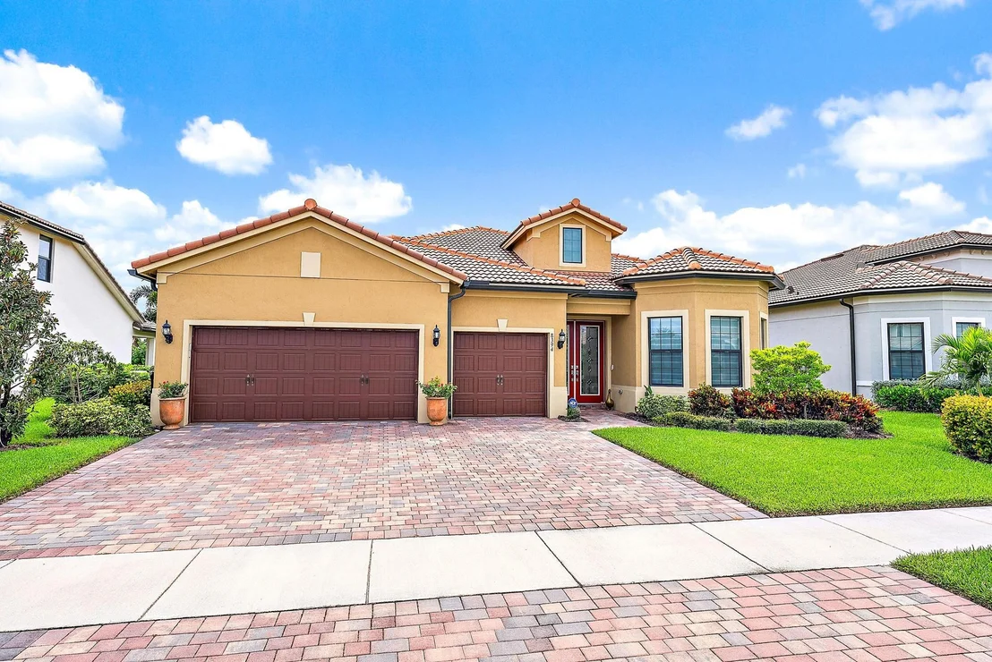 Photo of 8394 Vaulting Drive