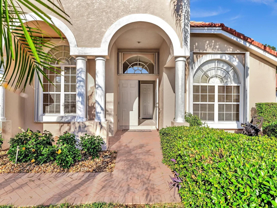Photo of 8853 Georgetown Lane