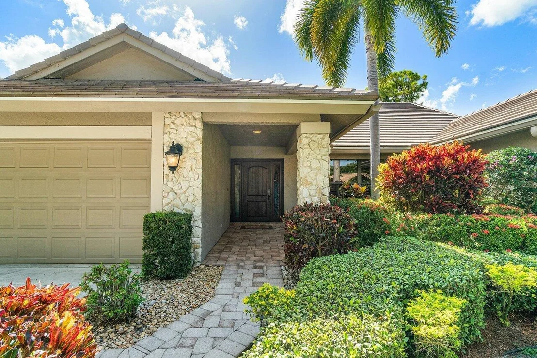Photo of 2413 NW 40th Circle