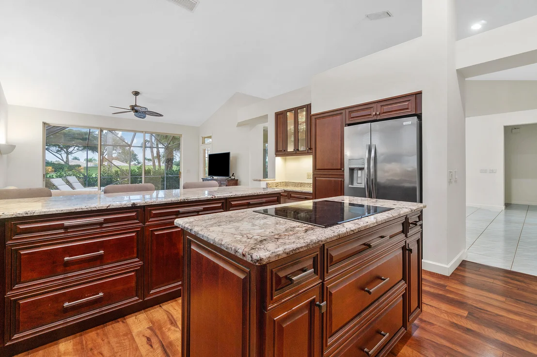Photo of 7724 Dorchester Road