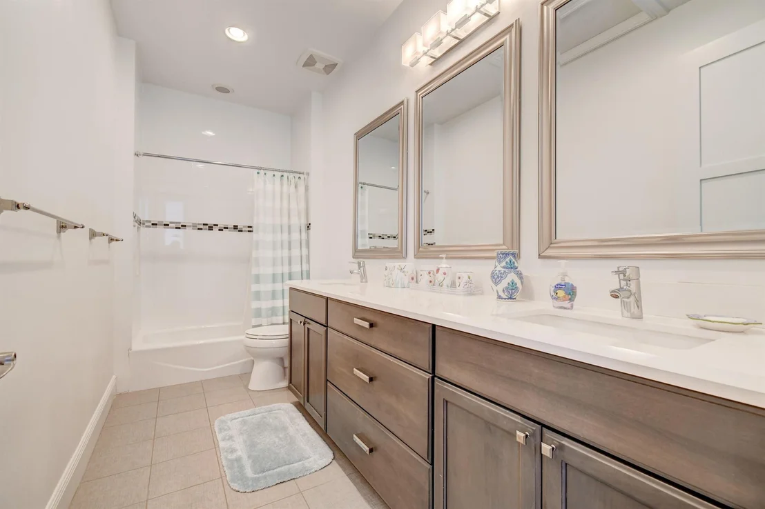 Photo of 590 Phillips Drive