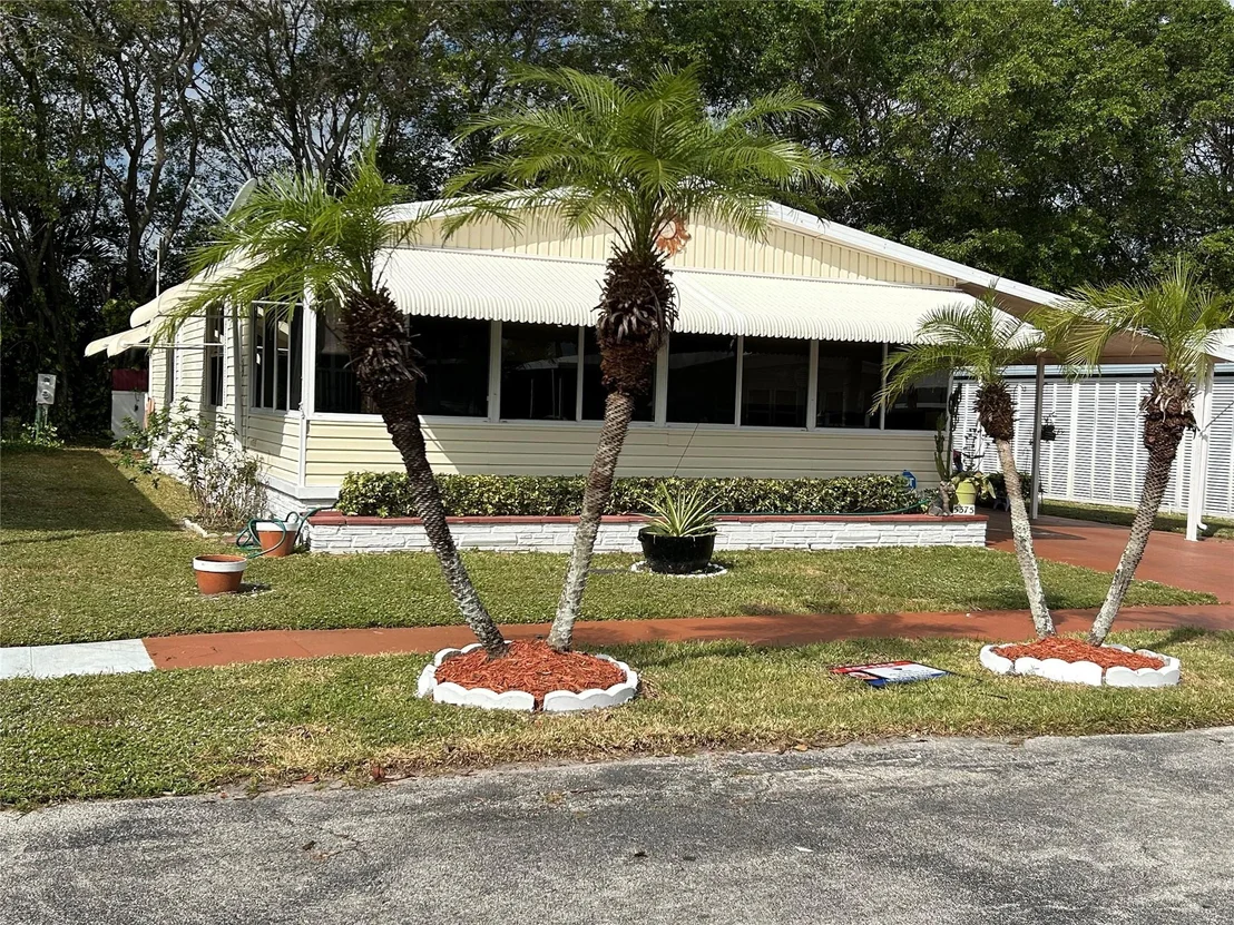 Photo of 5375 NW 4th Terrace