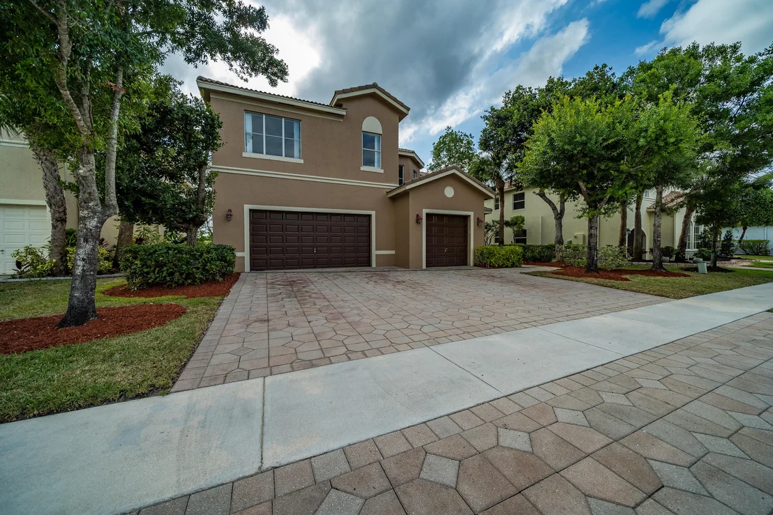Photo of 1317 Beacon Circle Circle