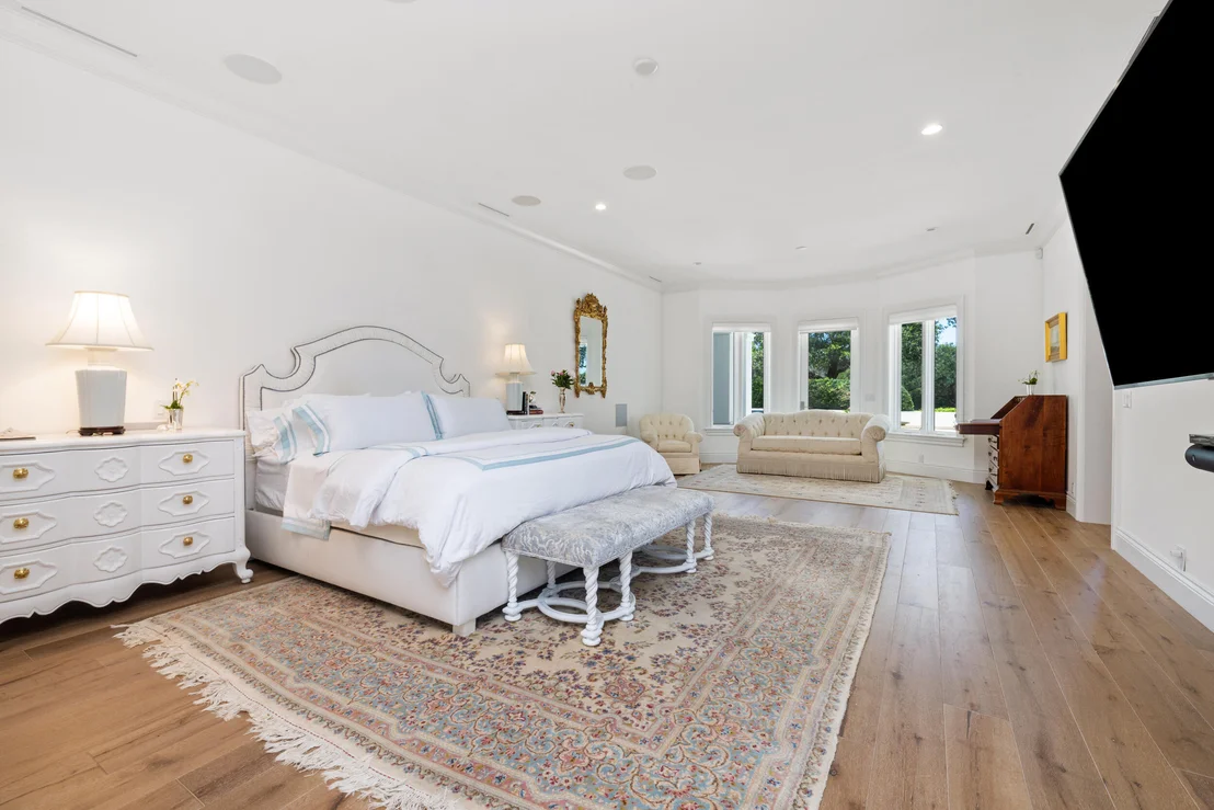 Photo of 17965 SE VILLAGE Circle