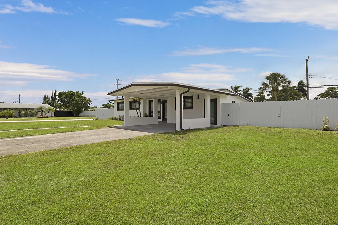 Photo of 421 FONTANA Drive