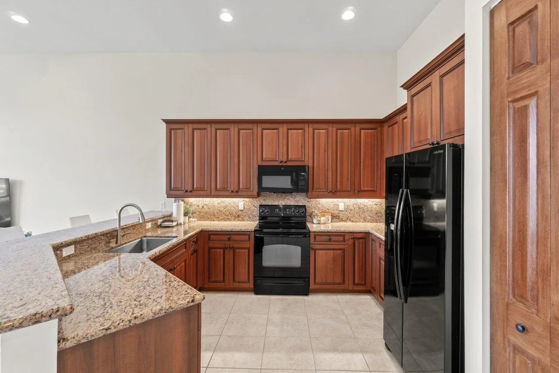 Photo of 6927 Boscanni Drive