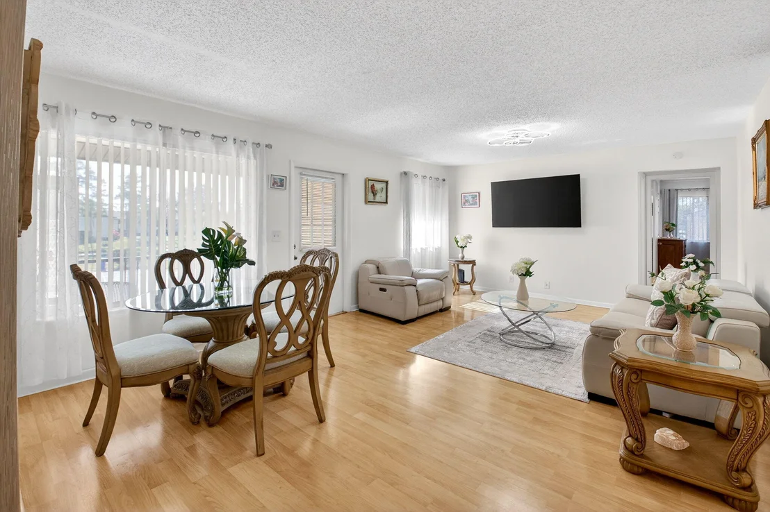 Photo of Unit C2 at 321 Knotty Pine Circle