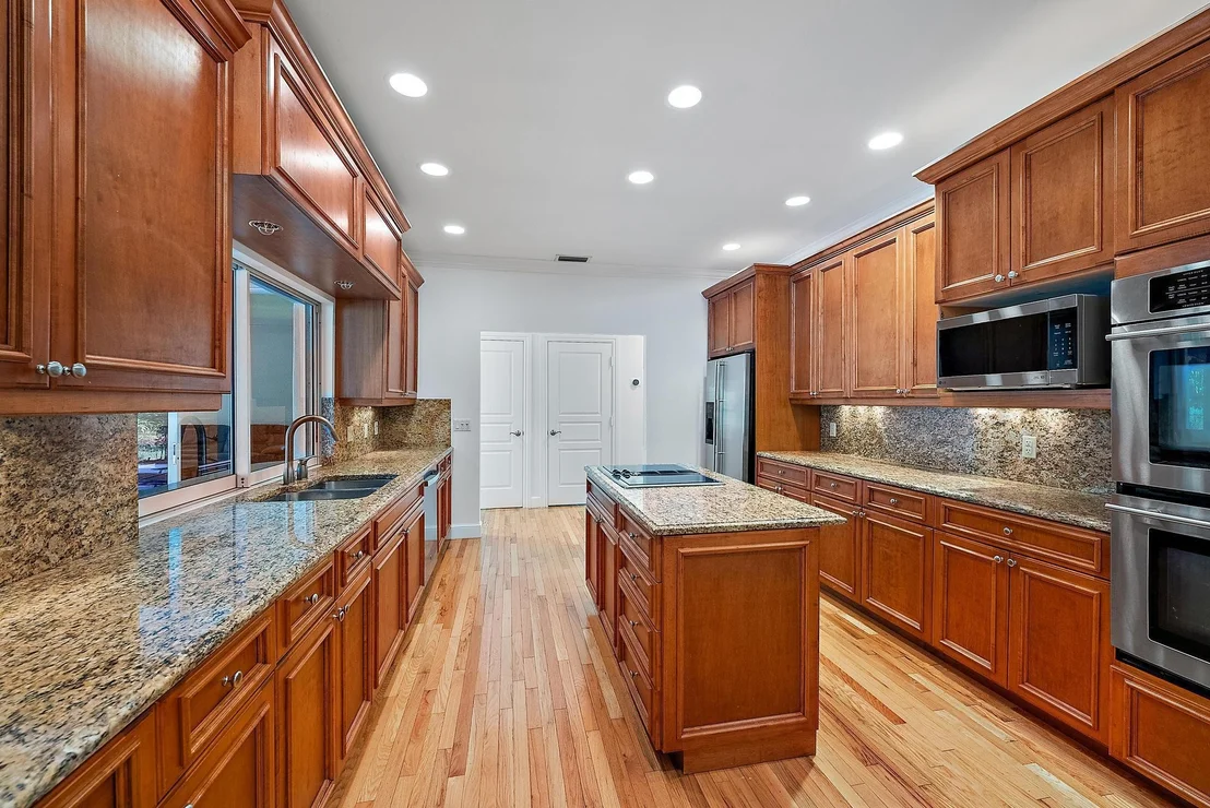 Photo of 10205 SE Acorn Way