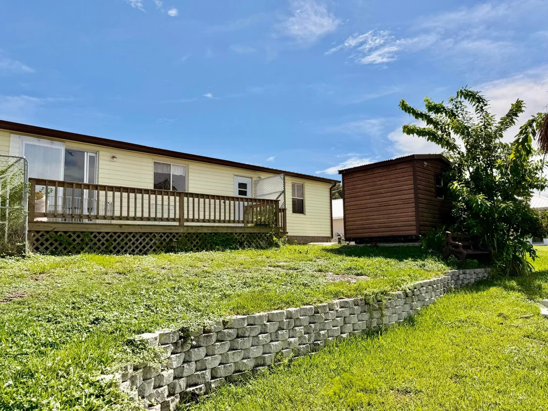 Photo of 2301 SE 33RD Street