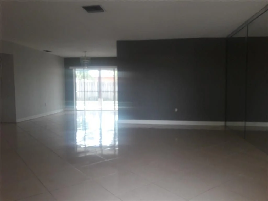Photo of 8901 Sunset Strip