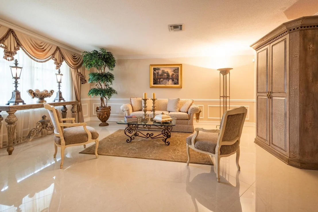 Photo of 9730 Weathervane Manor