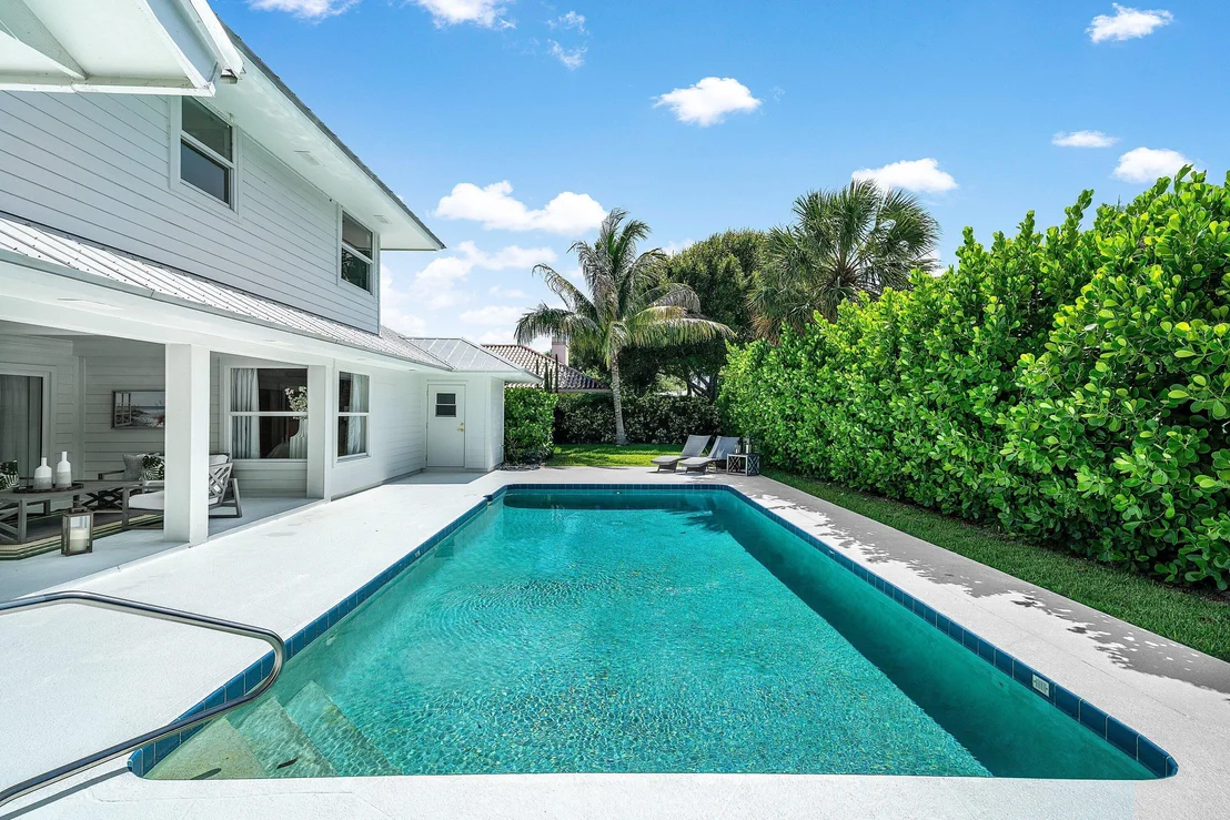 Photo of 139 Rotunda Drive