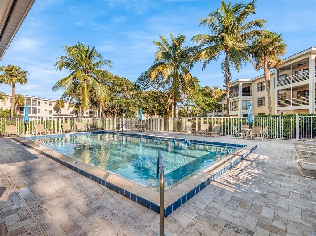 Photo of Unit 103E at 300 N Highway A1a