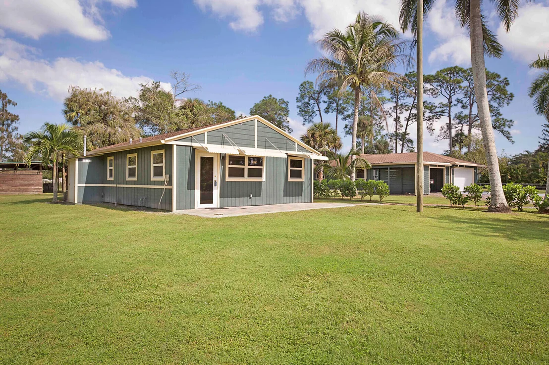 Photo of 13579 Farley Road