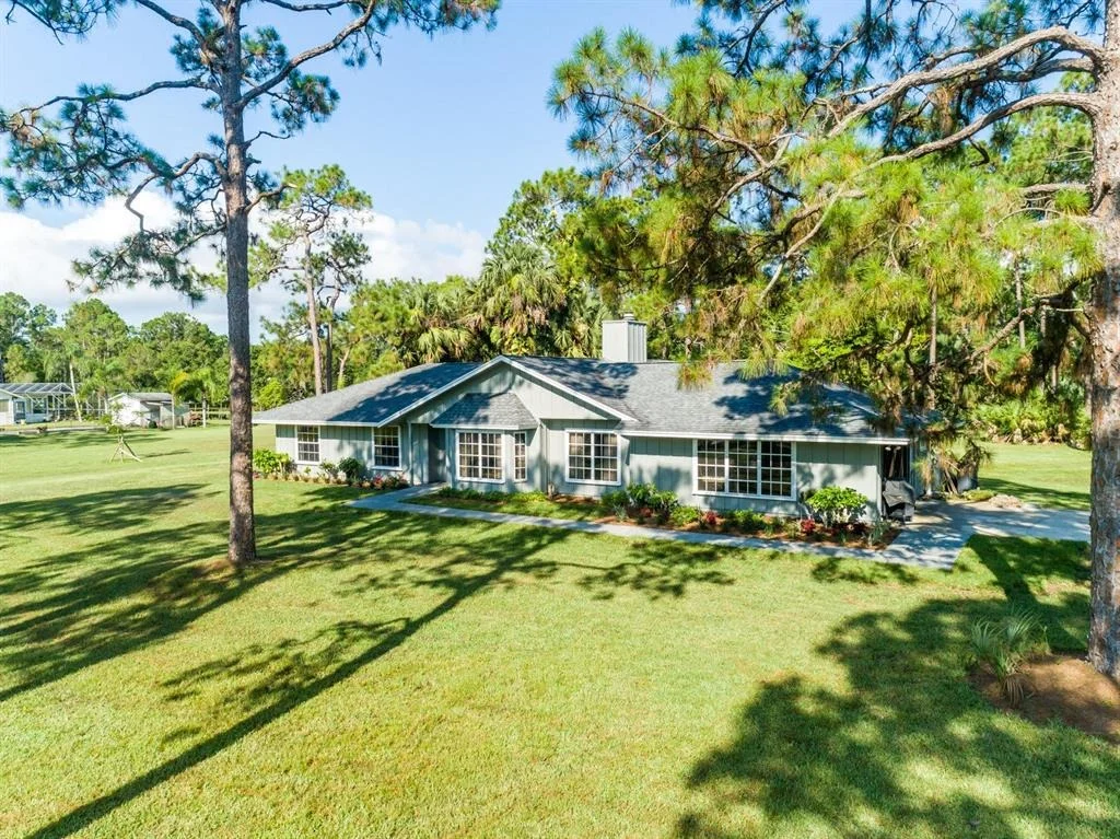 Photo of 15899 118th Trail N