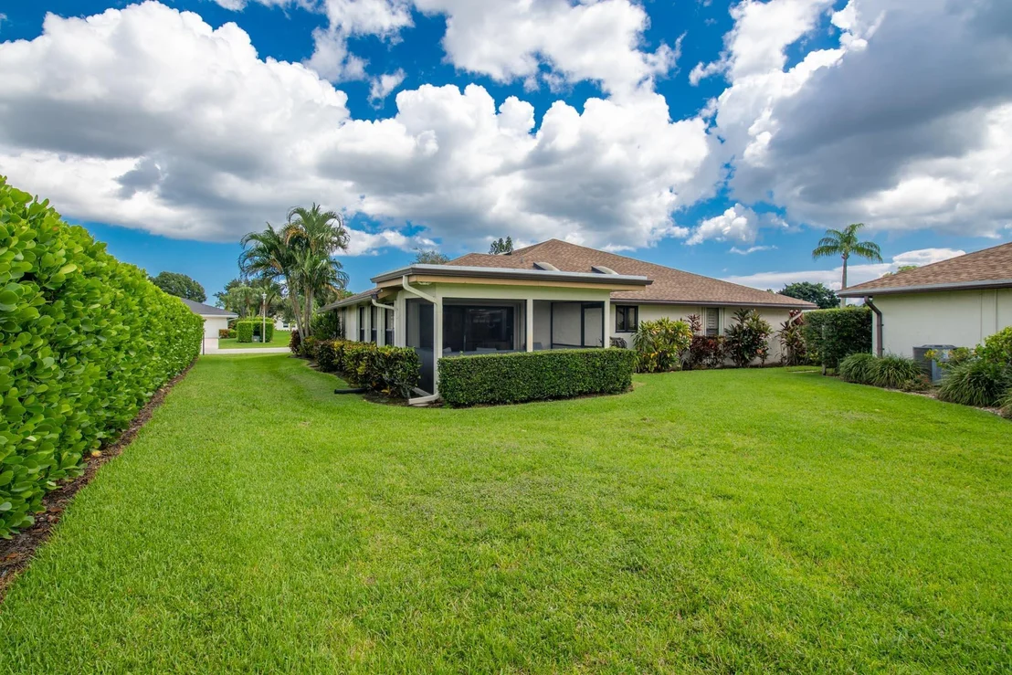 Photo of 13465 Crosspointe Drive