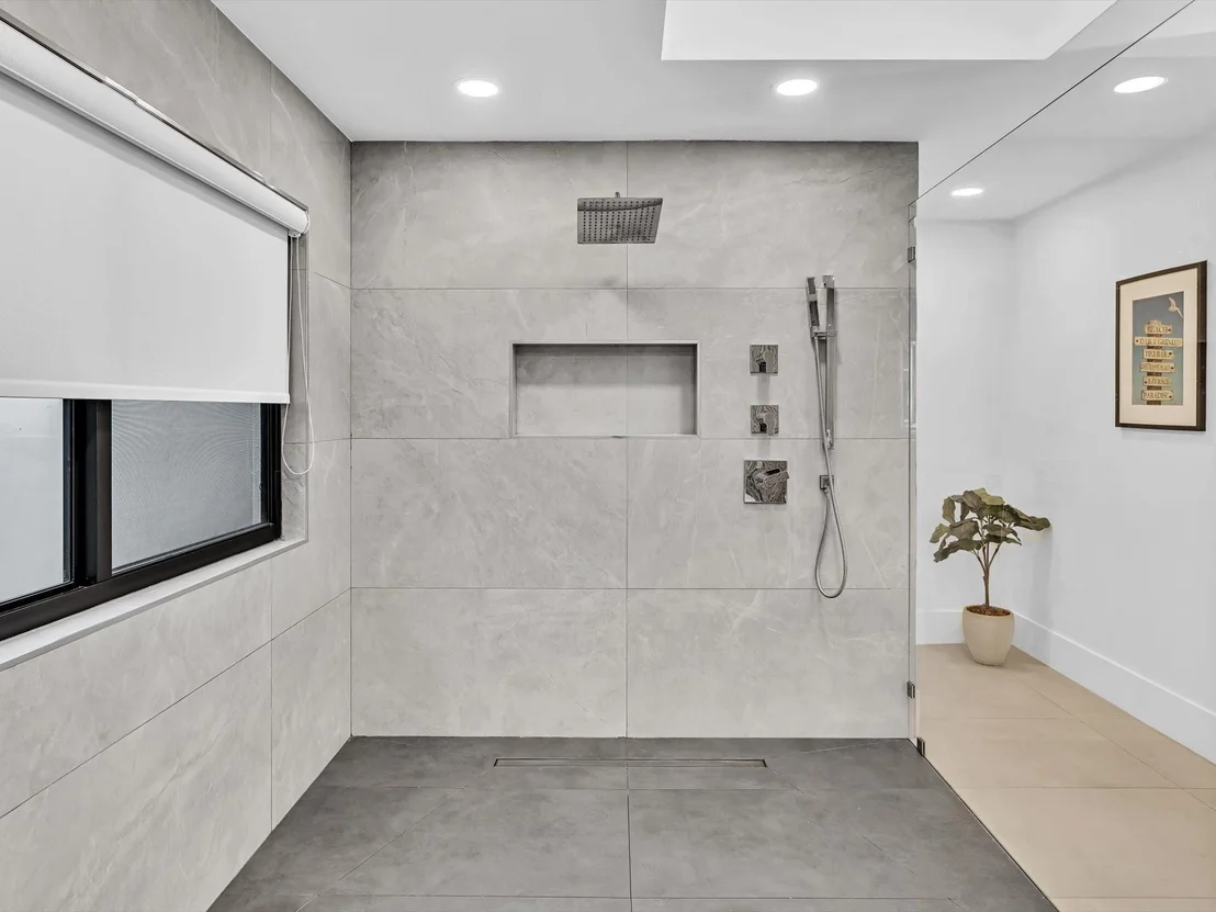 Photo of 525 Sandpiper Way