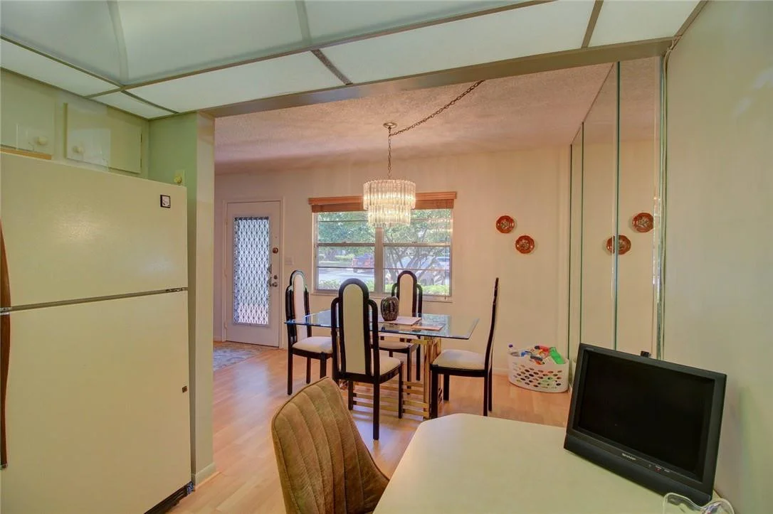 Photo of Unit D1 at 1903 Bermuda Circle
