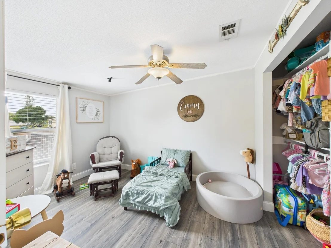 Photo of 2452 SE 21st Terrace