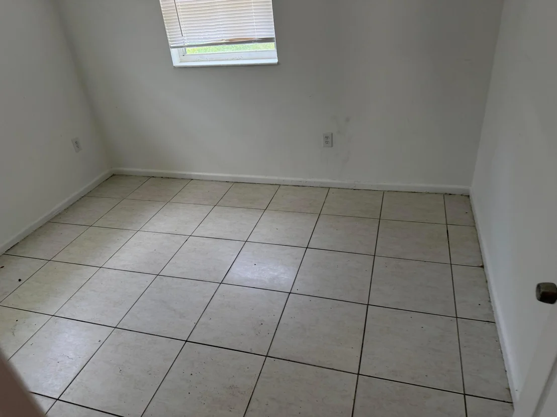 Photo of 115 Maple Avenue